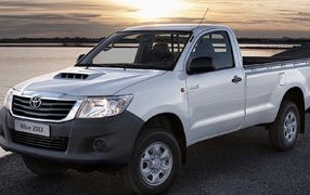HILUX Simple cabine boite manuelle