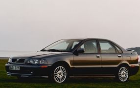 S40