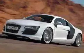 R8 Coupé