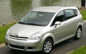 COROLLA VERSO 7 places