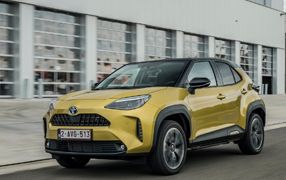YARIS CROSS Hybride