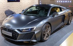 R8 4S