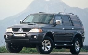 PAJERO Sport