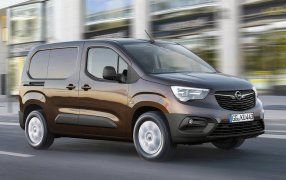 COMBO CARGO 2 sièges / passager intégral sans Airbag