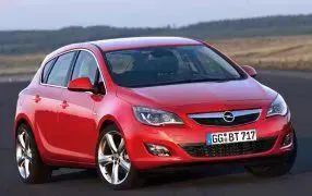 ASTRA J - Berline sièges classiques